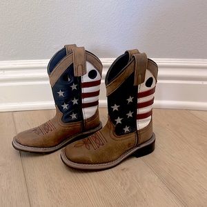 Cody James Boys USA Flag Western Boots-Broad Square Toe, size 10 (toddler boys)